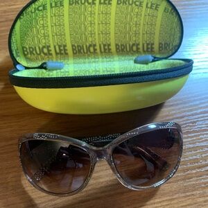 Women's Black Sunglasses